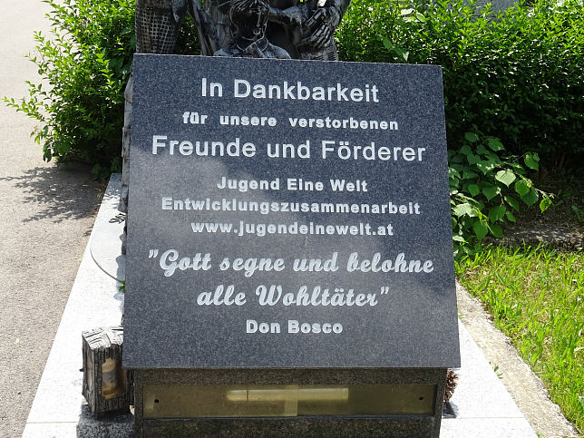 Don Bosco am Hietzinger Friedhof