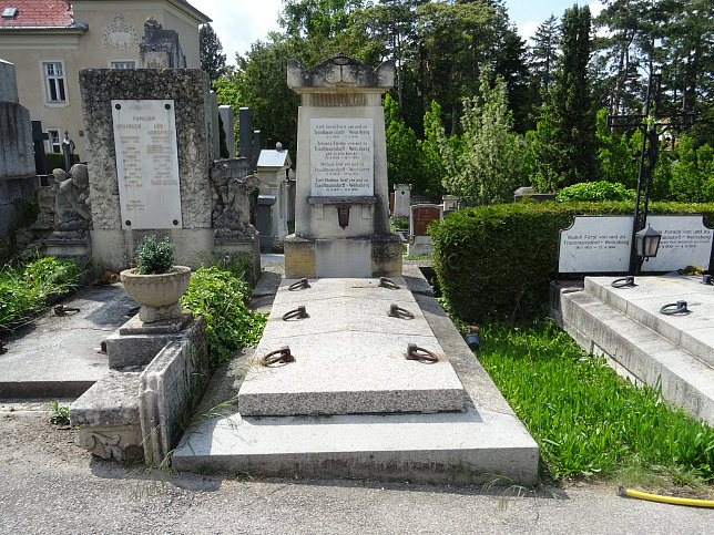 Theresia von und zu Trauttmansdorff-Weinsberg