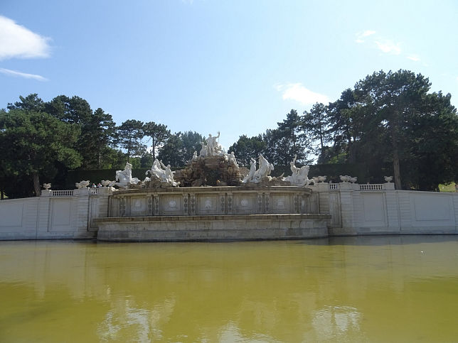 Neptunbrunnen