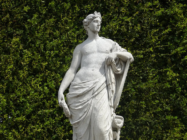 Schloss Schnbrunn, Statue Apoll (12)