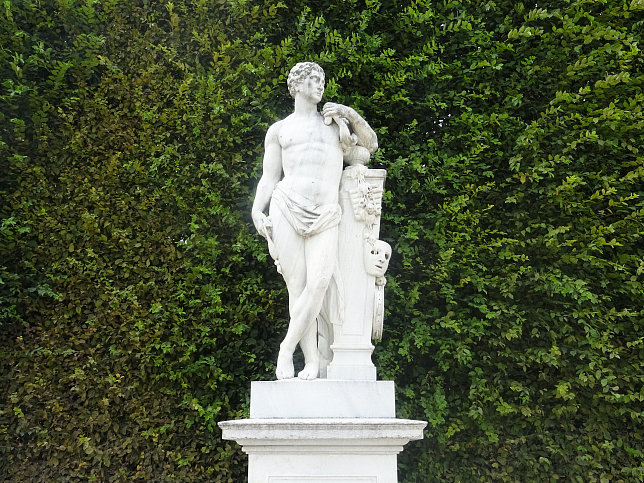 Schloss Schnbrunn, Statue Herkules (24)