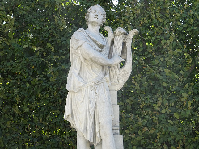 Schloss Schnbrunn, Statue Amphion (31)