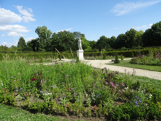 Schloss Schnbrunn, Statue Alexander und Olympias (33)