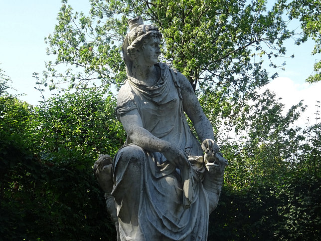 Schloss Schnbrunn, Statue Rhea Kybele (35)