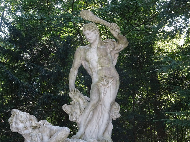 Schloss Schnbrunn, Statue Herkules (40)