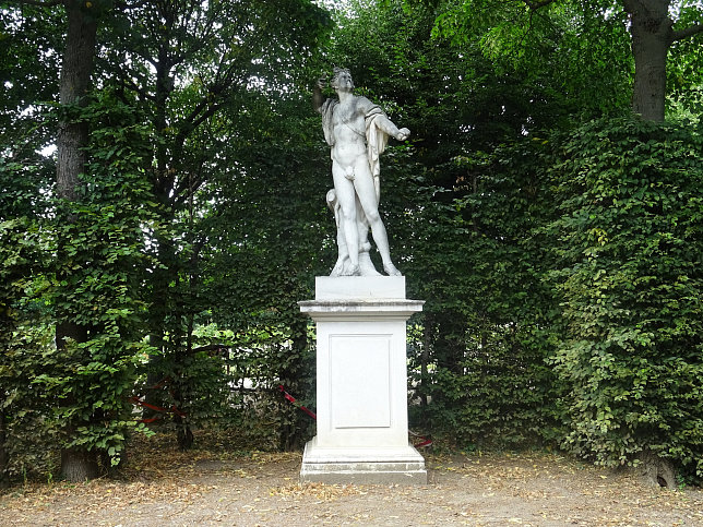 Schloss Schnbrunn, Statue Apollo (42)