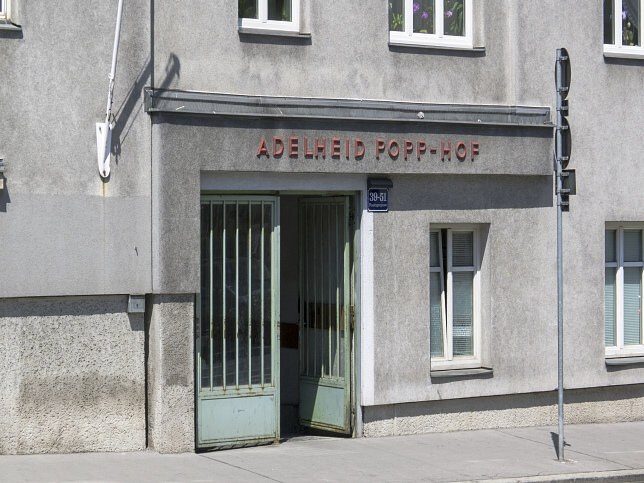 Adelheid-Popp-Hof