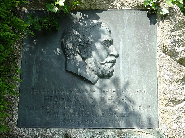 Degenruhe, Ferdinand Degen-Denkmal