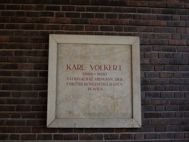 Karl-Volkert-Hof