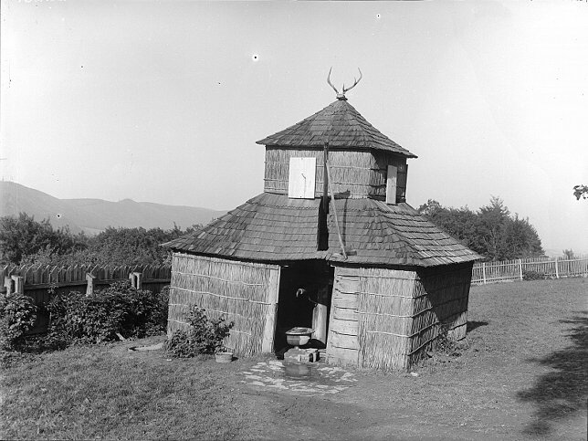 Brunnenhaus im Hollnderdrfl 1893