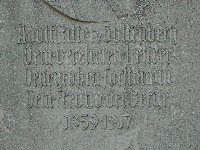 Adolf-Guttenberg-Denkmal