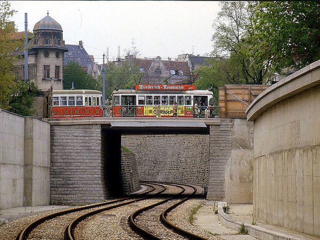 Hohe-Warte-Brcke ber die Vorortelinie