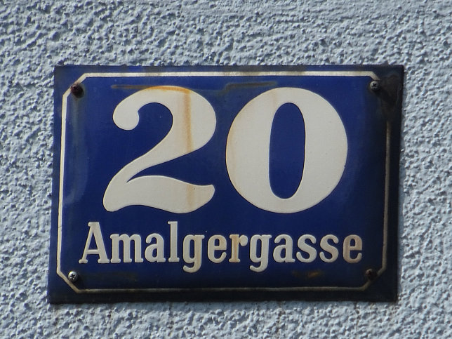 Wandmosaik 'Nussdorfer Geschichte', Amalgergasse 20