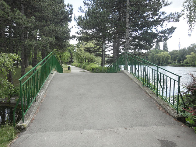 Spitzbogenbrcke im Wasserpark II (sdlich)