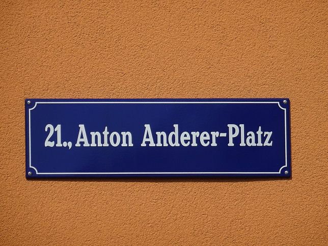 Anton-Anderer-Platz