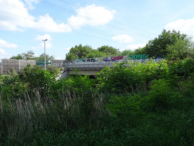 Grnbrcke berfuhrstrae (EN 12) ber A22