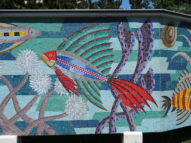 Mosaik 'Fische und Pflanzen' von Anton Krejcar