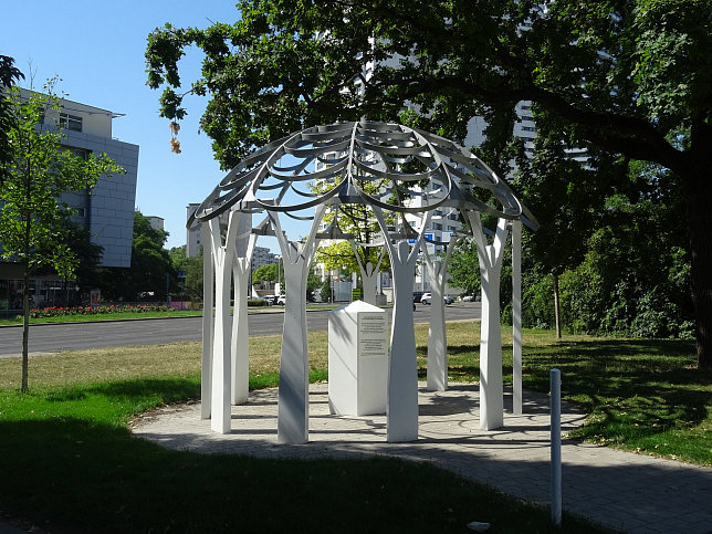 Denkmal 'Blume von Srebrenica'