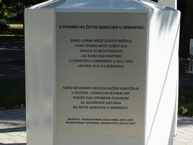 Denkmal 'Blume von Srebrenica'