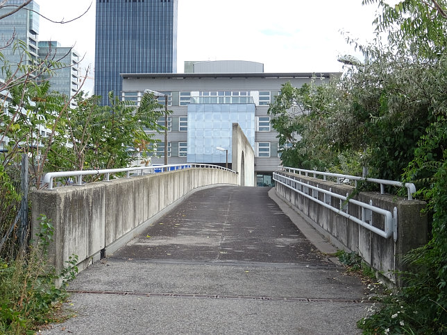 Donau City - Nord - Rampe Volksschule