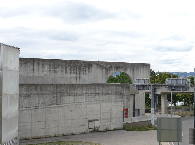 Donau City - Nord - Rampe Volksschule