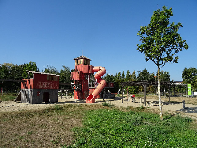 Feuerwehrspielplatz Breitenlee