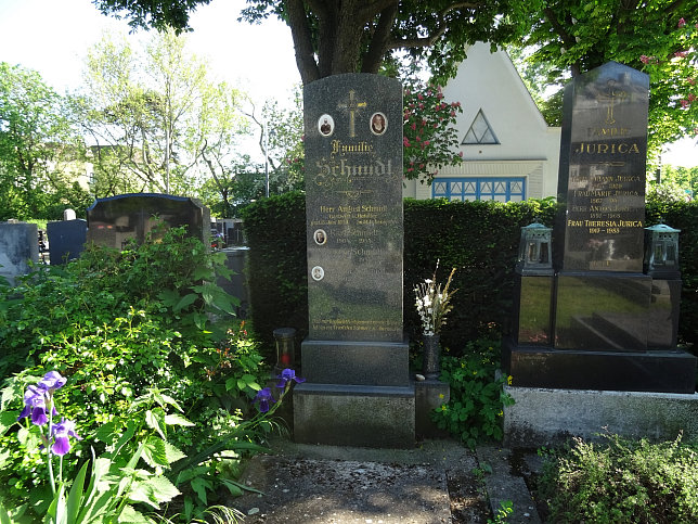 August Schmidt