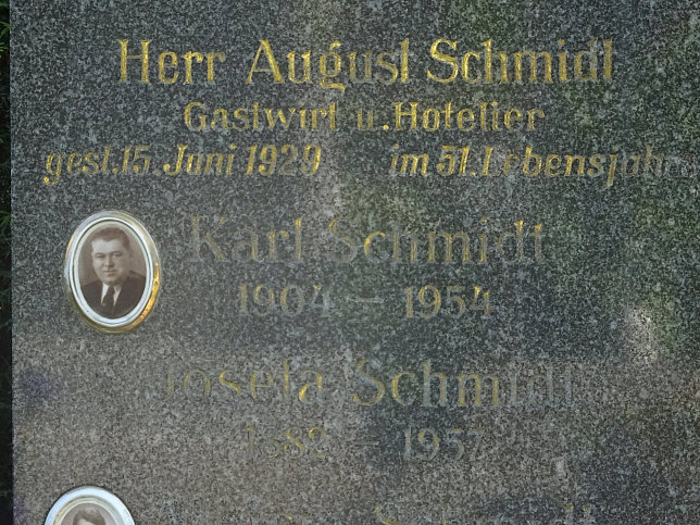 August Schmidt