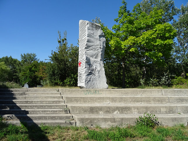 Gesteinsblock auf der Donauinsel