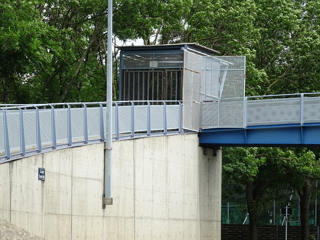 UNO-Fugngerbrcke