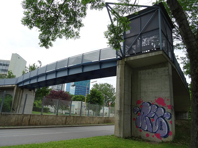UNO-Fugngerbrcke