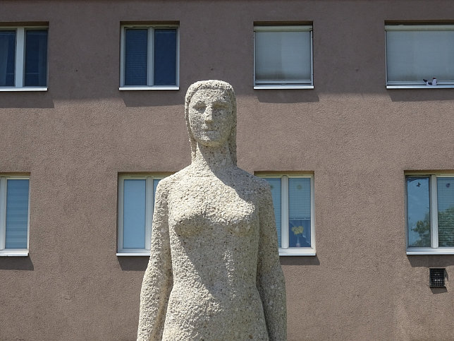 'Schreitende' von Rudolf Schwaiger