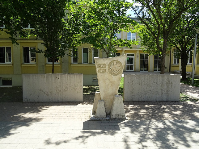 Deutsch-Wagram, Gemeindebefreiungsstein
