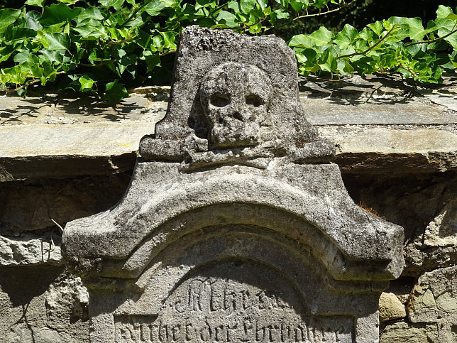 Deutsch-Wagram, Kirchenfriedhof