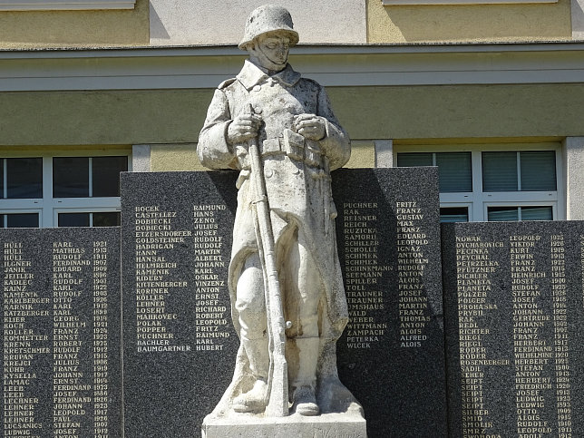 Deutsch-Wagram, Kriegerdenkmal