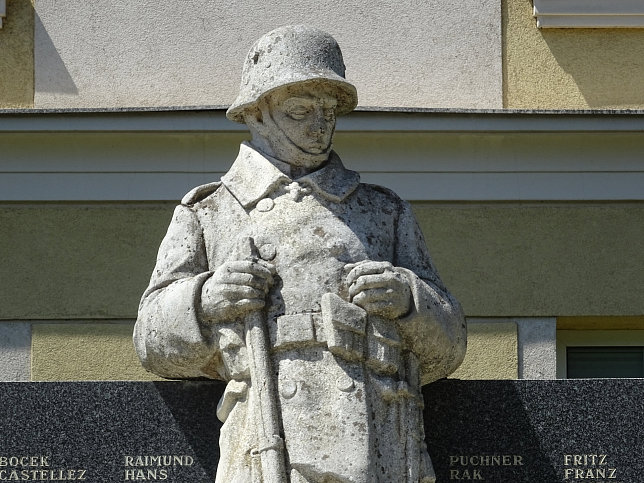 Deutsch-Wagram, Kriegerdenkmal