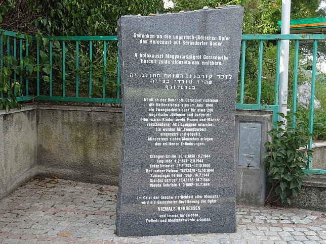 Gerasdorf bei Wien, Gedenkstein Holocaust