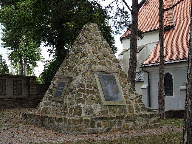 Langenzersdorf, Kriegerdenkmal