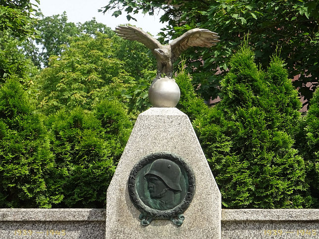 Leopoldsdorf im Marchfeld, Kriegerdenkmal