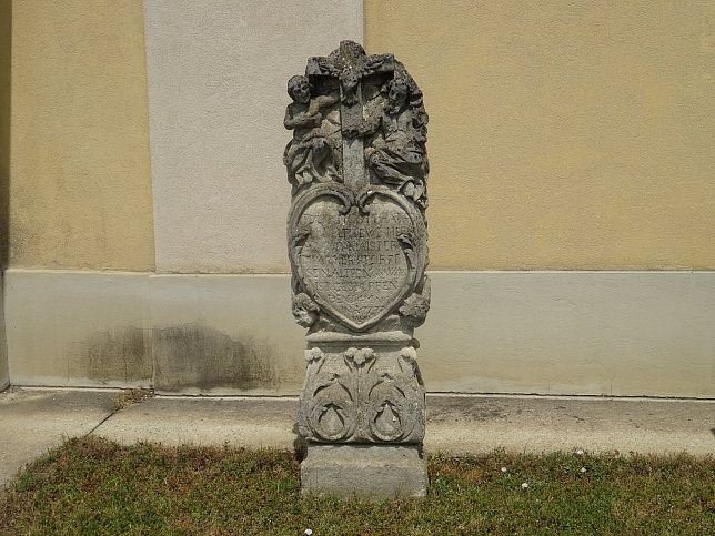 Markgrafneusiedl, Pfarrkirche Mari Himmelfahrt