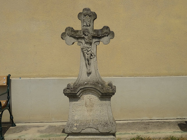 Markgrafneusiedl, Pfarrkirche Mari Himmelfahrt