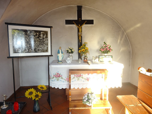 Orth an der Donau, Friedhofskapelle