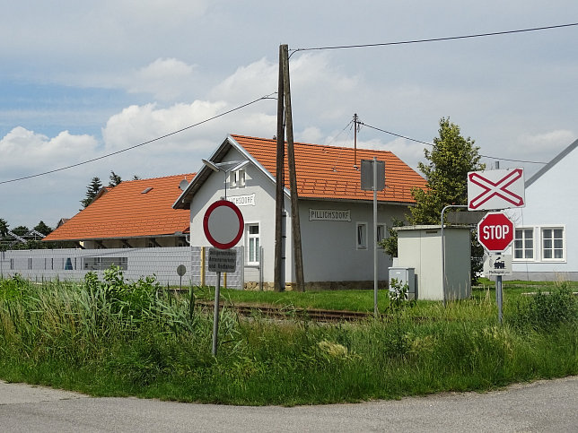 Pillichsdorf, Bahnhof