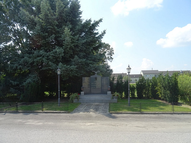 Schnau an der Donau, Kriegerdenkmal