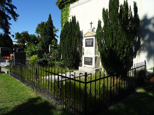 Schwechat, Friedhofskapelle