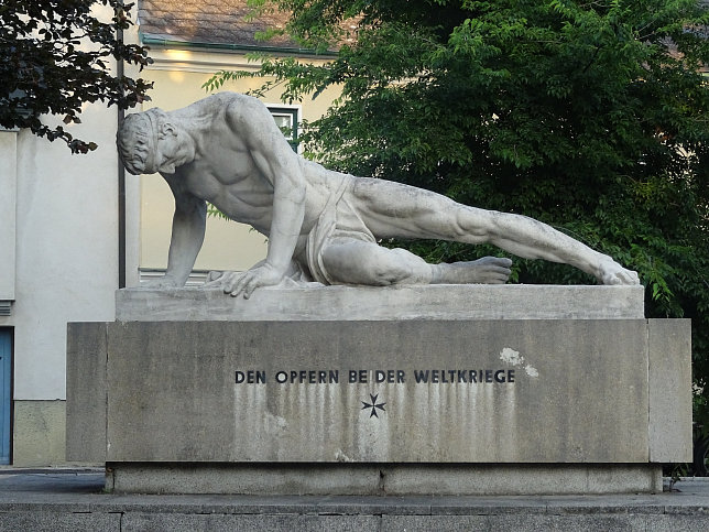 Wolkersdorf im Weinviertel, Kriegerdenkmal