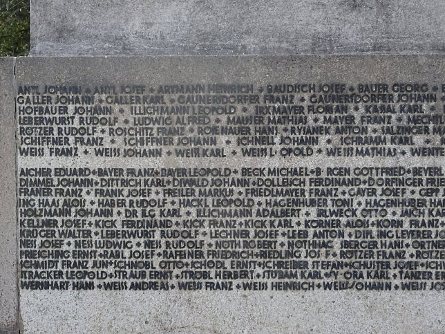 Wolkersdorf im Weinviertel, Kriegerdenkmal